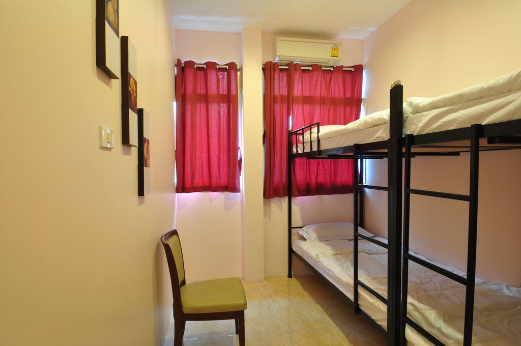 Orchid Hostel Bangkok Habitación foto